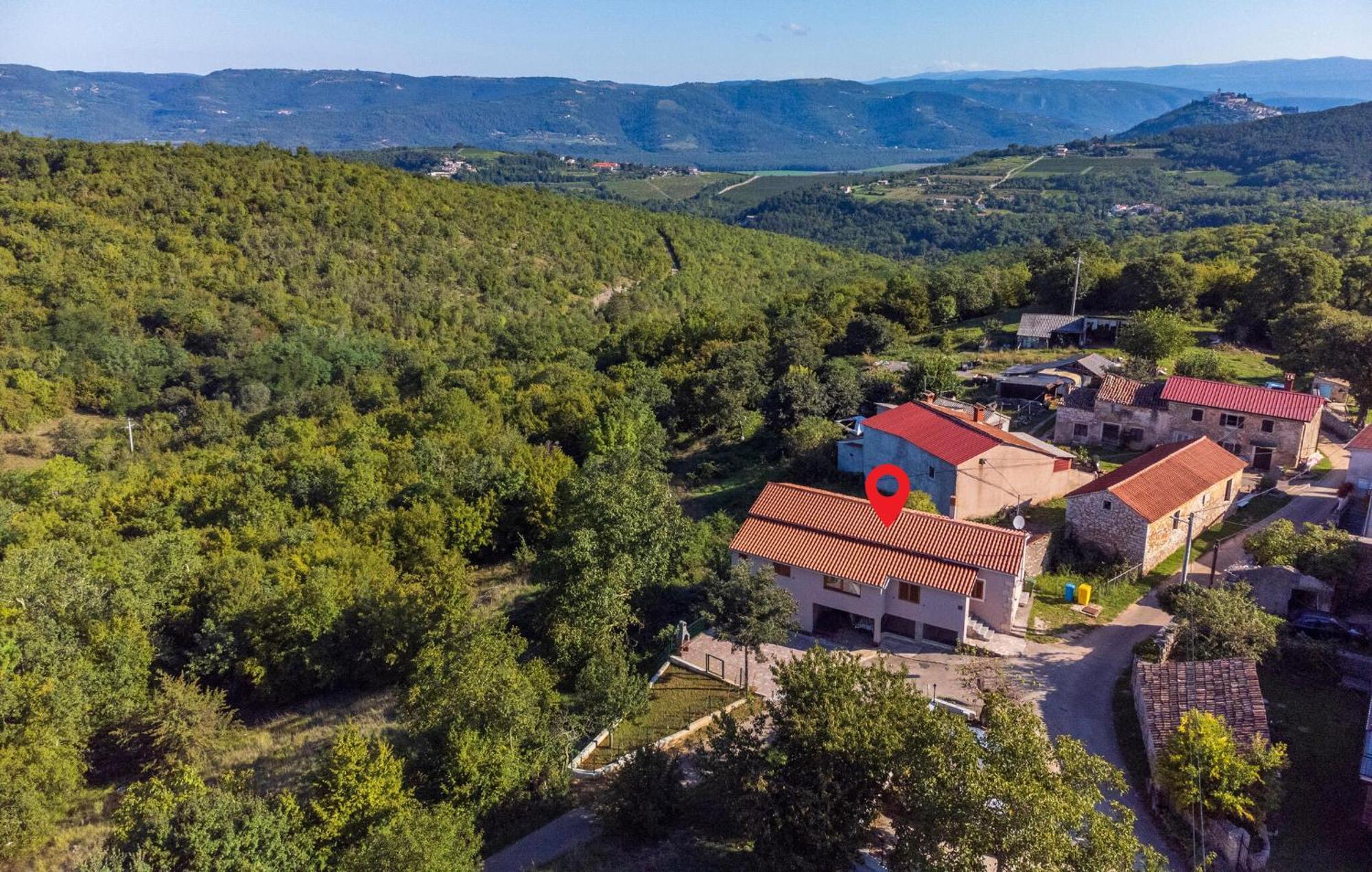 2 Bedroom Amazing Home In Rakotule Exterior foto